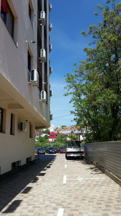Kolonaki Domus Apartment Iasi Exterior photo