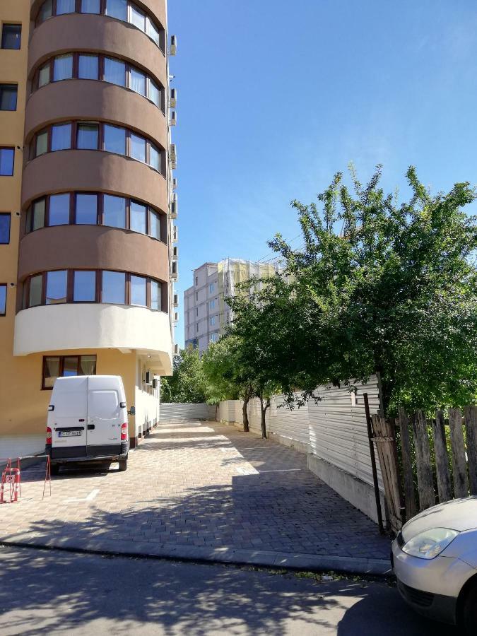 Kolonaki Domus Apartment Iasi Exterior photo